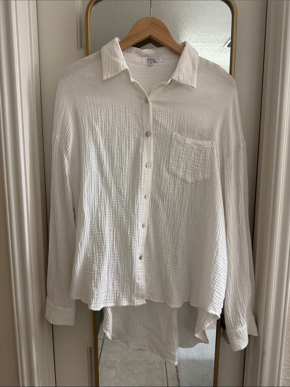 BERLOOK Button-Down Shirt in White